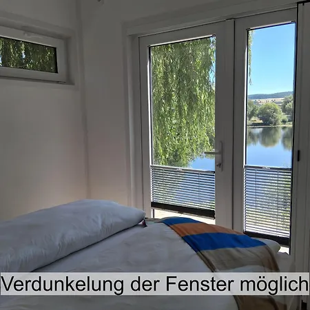 Am Seeufer